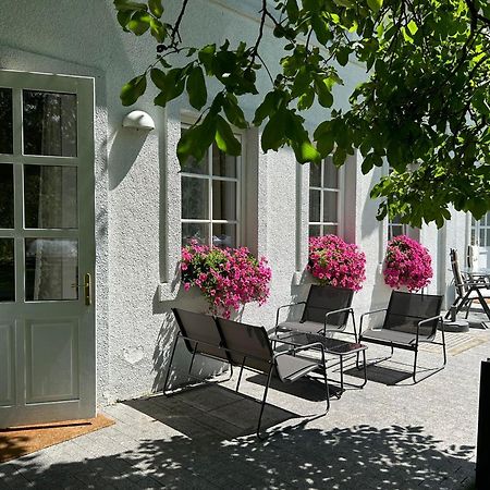 Apartment Mit Gartenblick Und Terrasse Baden Exteriör bild