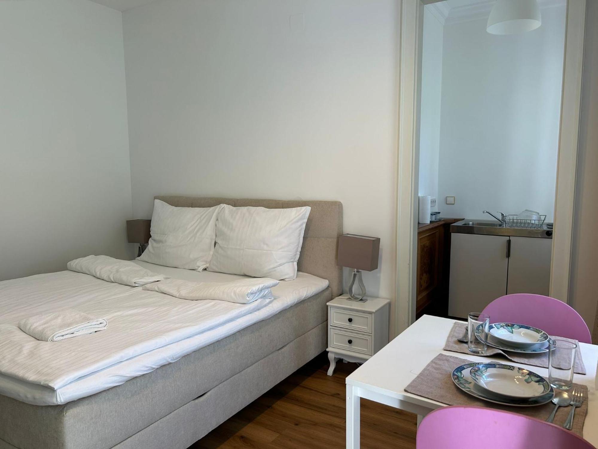 Apartment Mit Gartenblick Und Terrasse Baden Exteriör bild